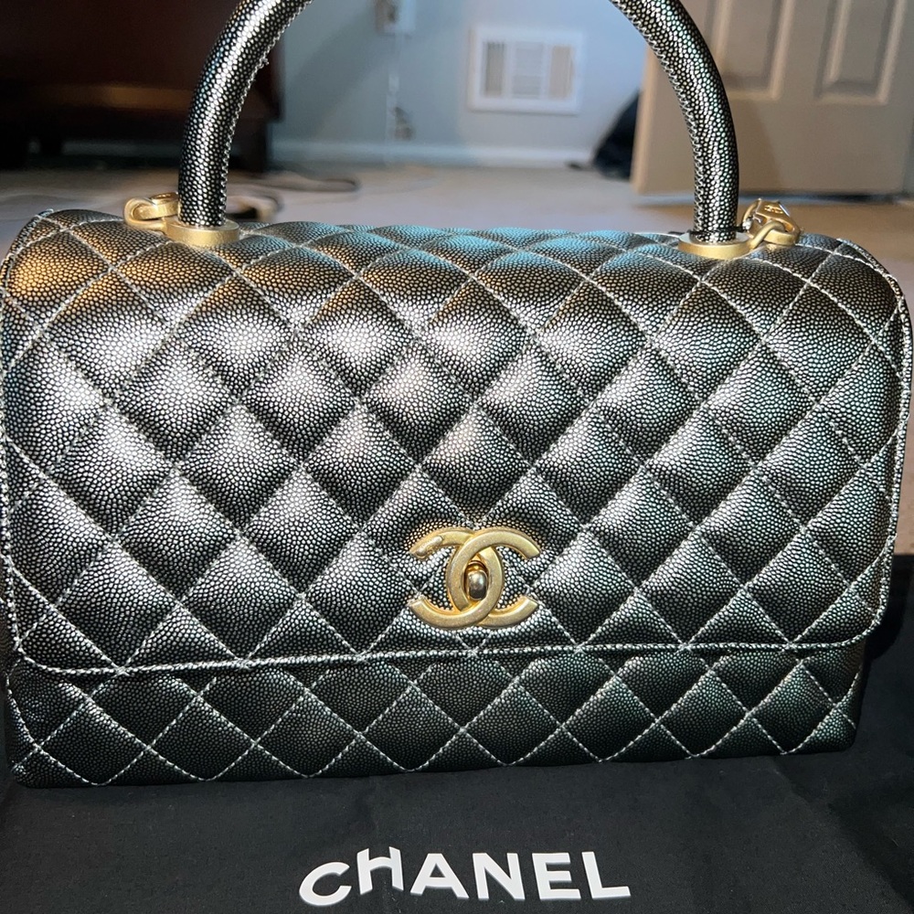 Chanel small coco handle bag silver/gunmetal caviar